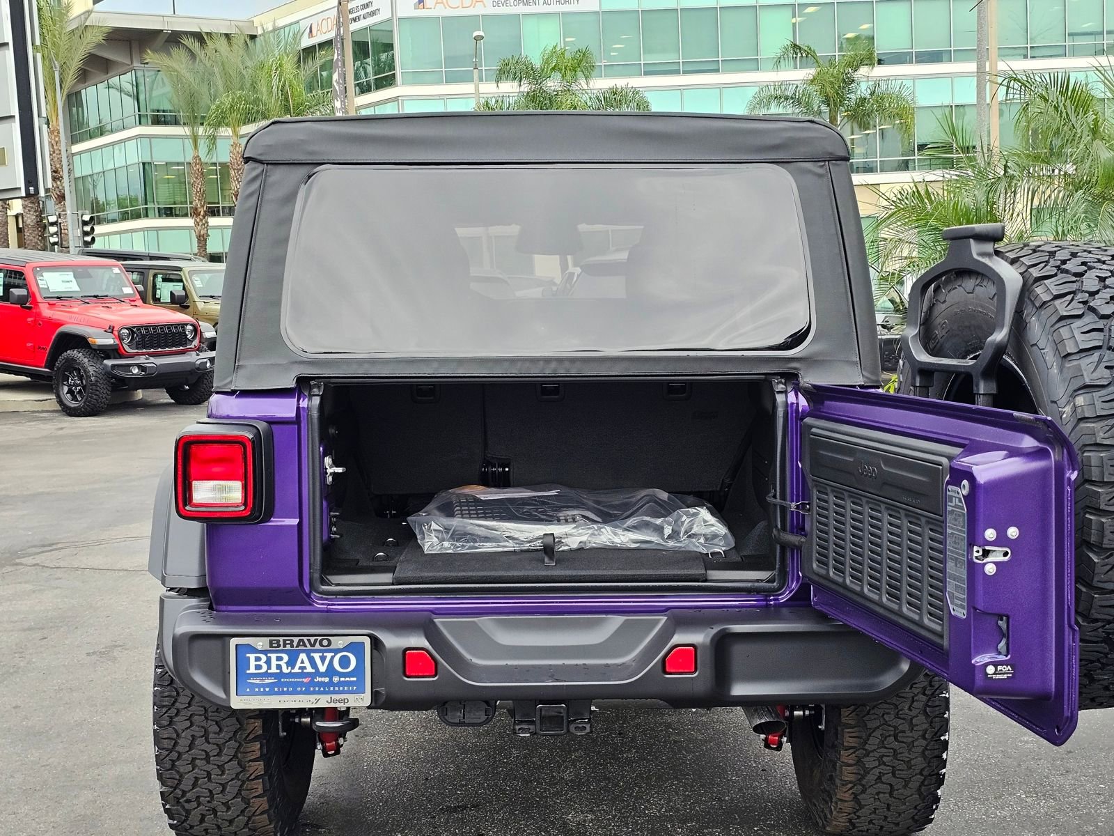 New 2026 Jeep Wrangler Unlimited Sport image 7