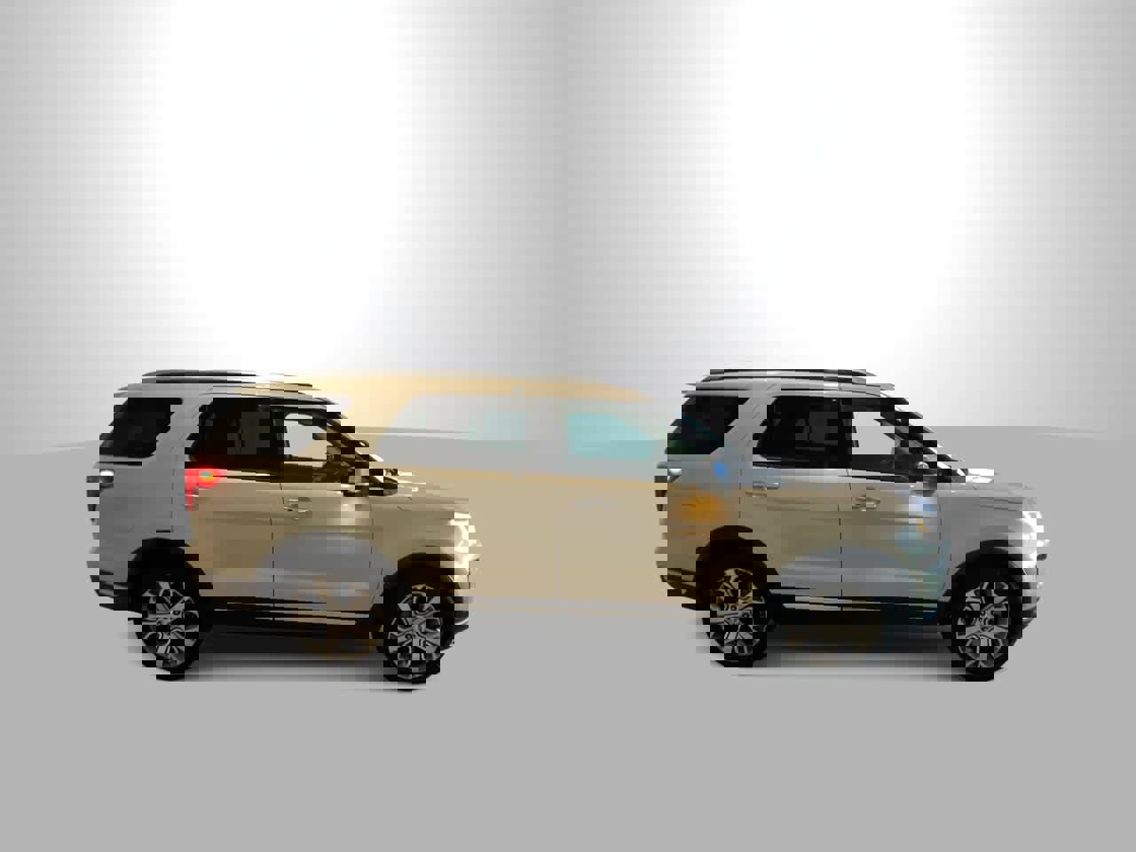 Used 2018 Ford Explorer Platinum image 9