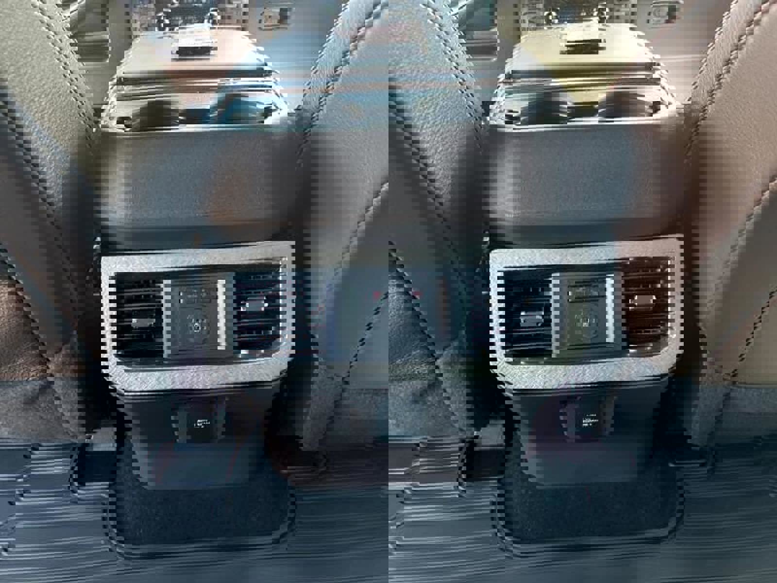 New 2025 Ford F350 King Ranch w/ Chrome Package image 18