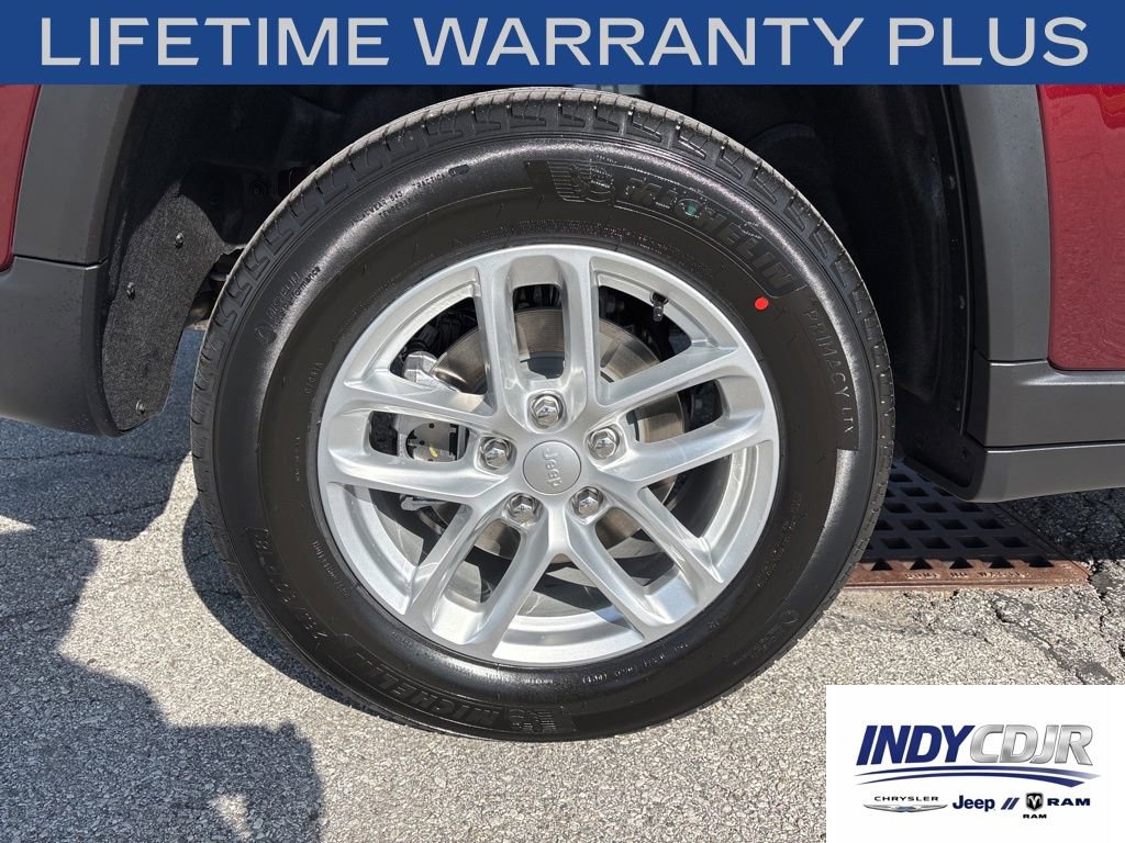New 2026 Jeep Grand Cherokee Laredo X AWD/4WD image 12