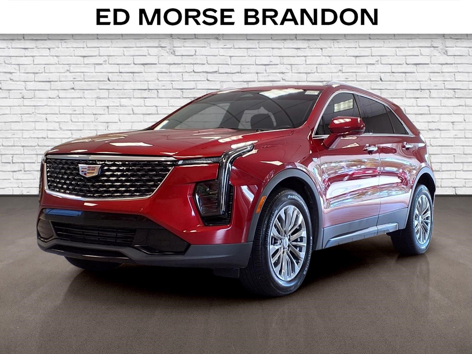 Certified 2024 Cadillac XT4 Premium Luxury w/ Technology Package FWD image 1