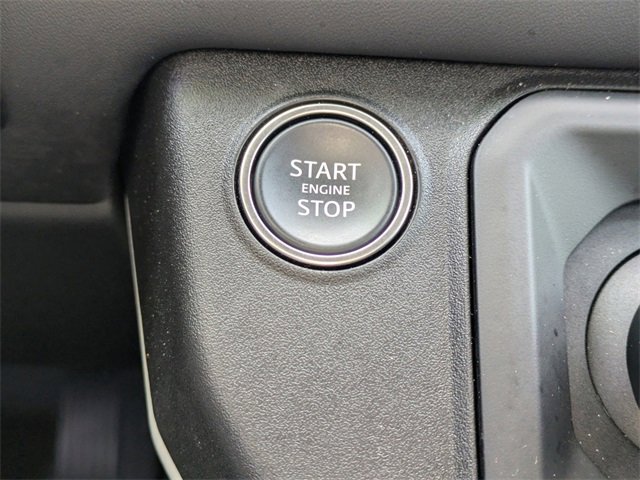 Used 2024 Land Rover Defender 110 X-Dynamic SE image 31