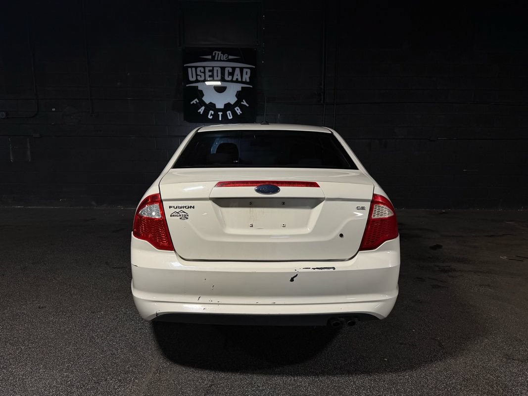 Used 2010 Ford Fusion SE FWD image 4