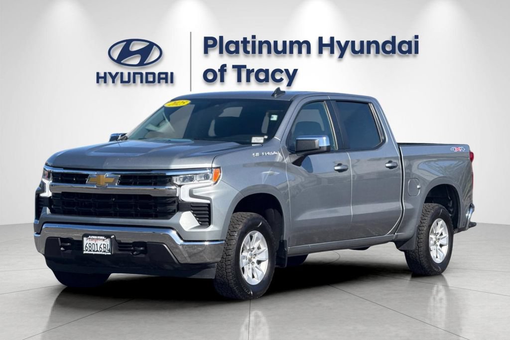 Used 2025 Chevrolet Silverado 1500 LT AWD/4WD image 8