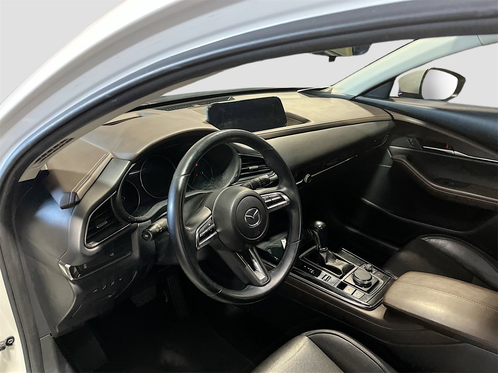 Used 2022 MAZDA CX-30 AWD 2.5 S w/ Premium Package image 9