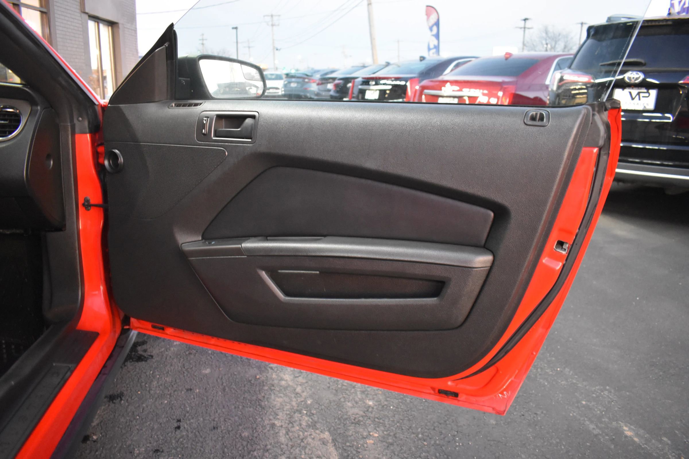 Used 2012 Ford Mustang Coupe image 10