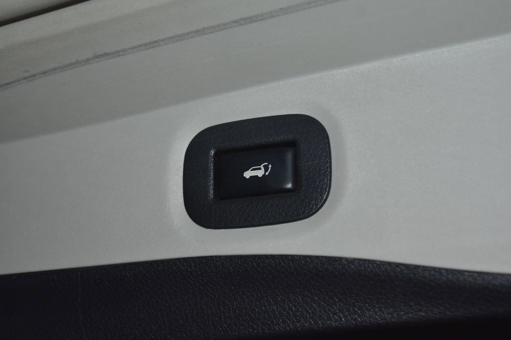 Used 2019 Nissan Rogue SV w/ Premium Package image 33