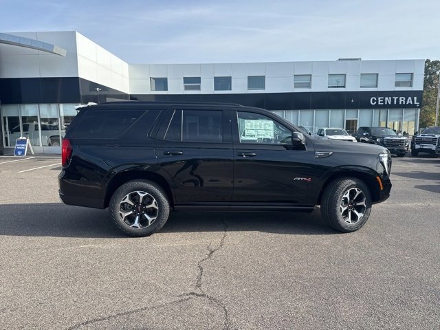 New 2026 GMC Yukon AT4 w/ AT4 Premium Package image 8