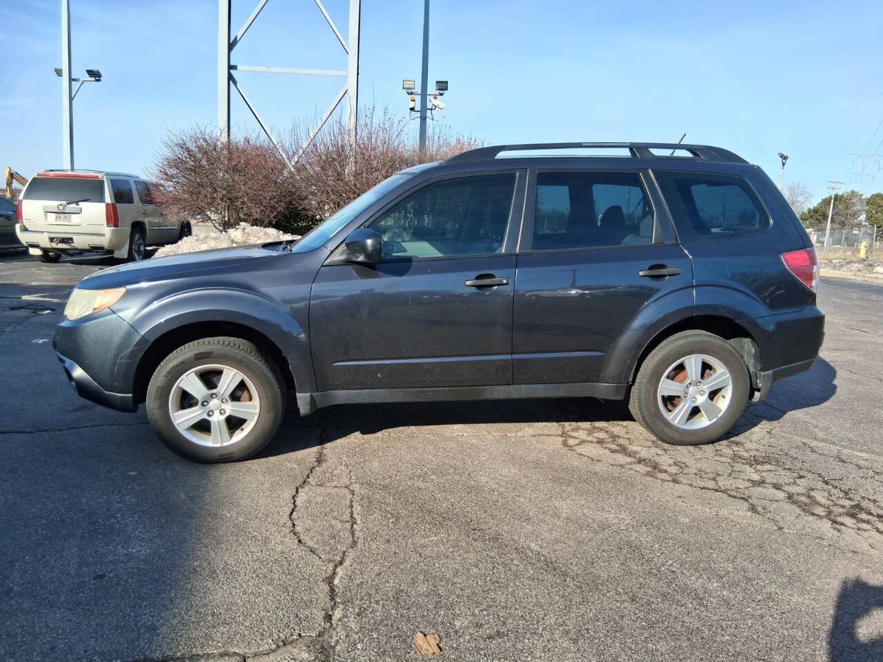 Used 2013 Subaru Forester 2.5X AWD/4WD image 4