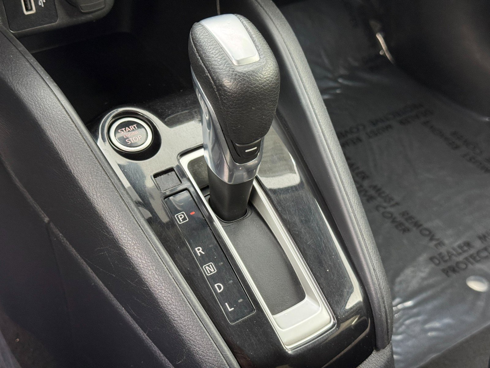 Used 2021 Nissan Versa SV image 25