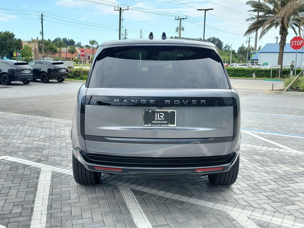 Certified 2025 Land Rover Range Rover Autobiography AWD/4WD image 4