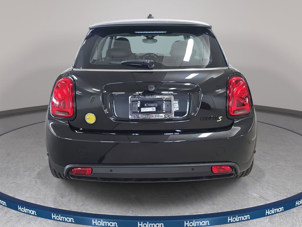 Used 2024 MINI Cooper SE image 8