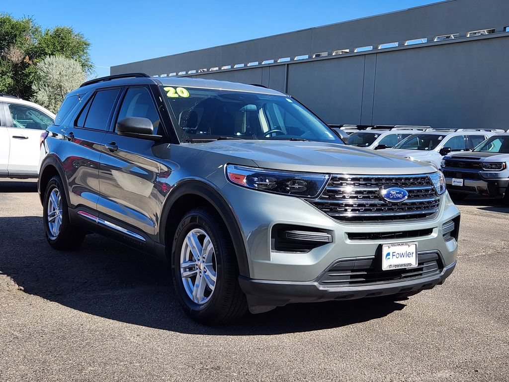 Used 2020 Ford Explorer XLT w/ Comfort Package AWD/4WD image 3
