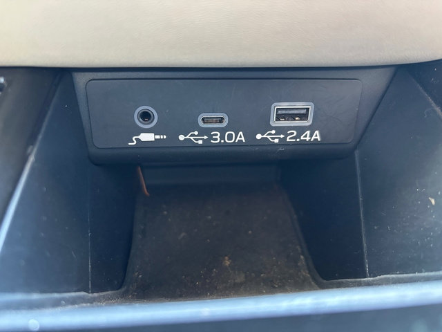 Used 2023 Subaru Outback Limited image 23