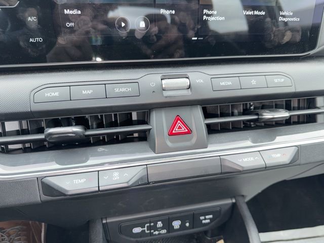 Used 2025 Kia K4 EX image 34