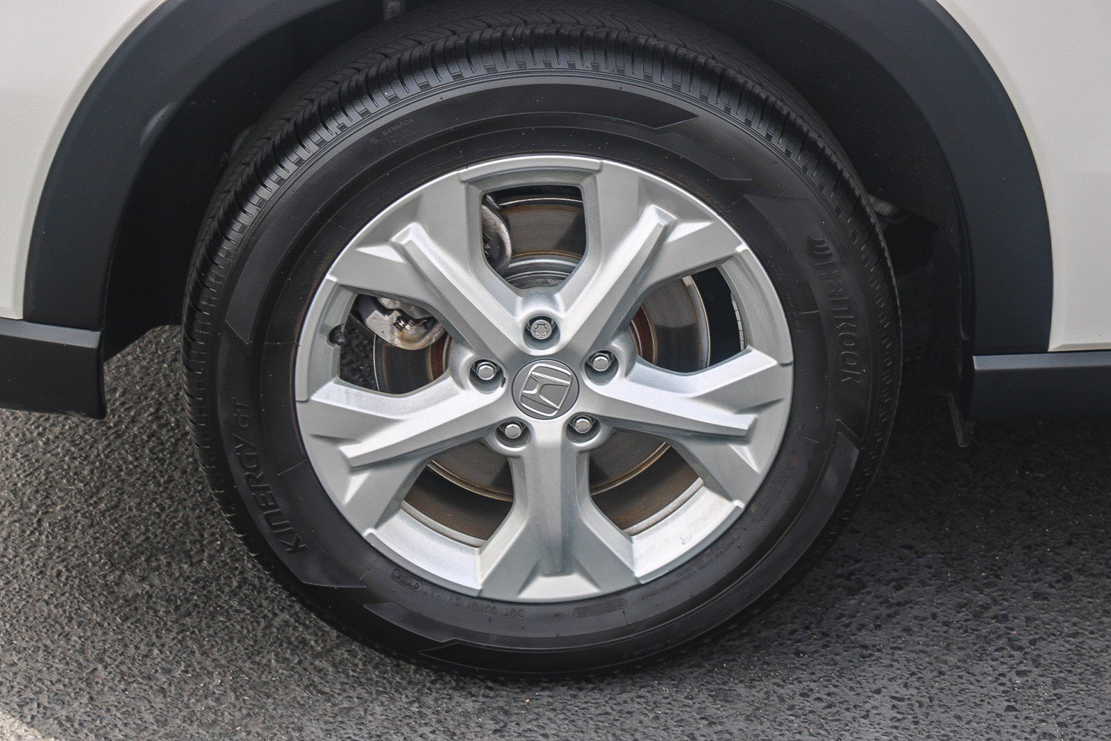 Certified 2024 Honda HR-V LX image 12