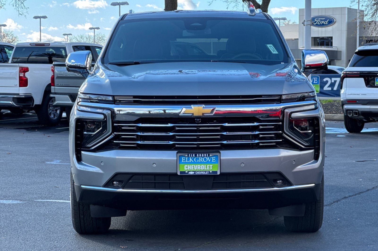 New 2026 Chevrolet Suburban Premier image 8