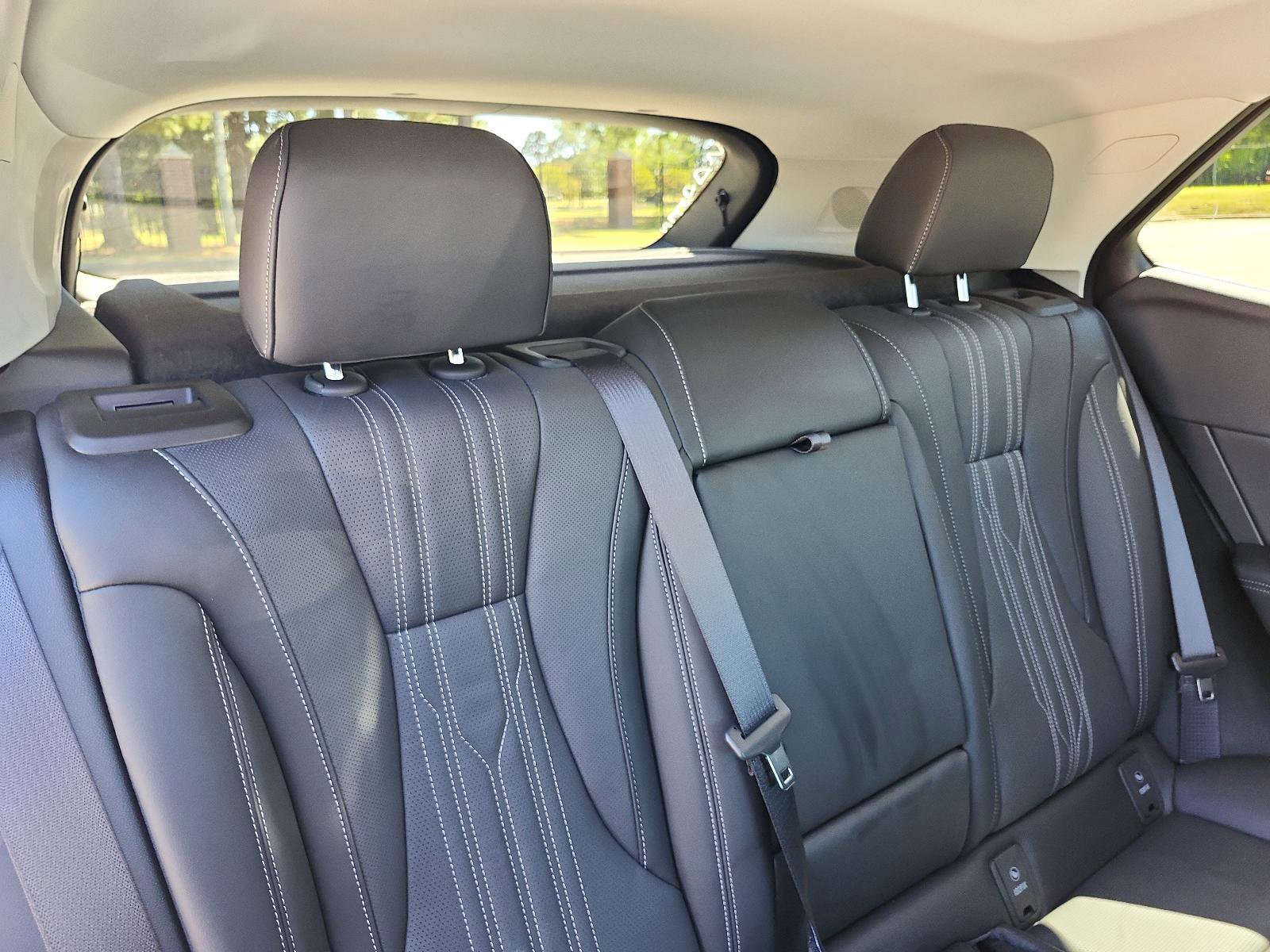 Certified 2025 Buick Envision Avenir AWD/4WD image 10