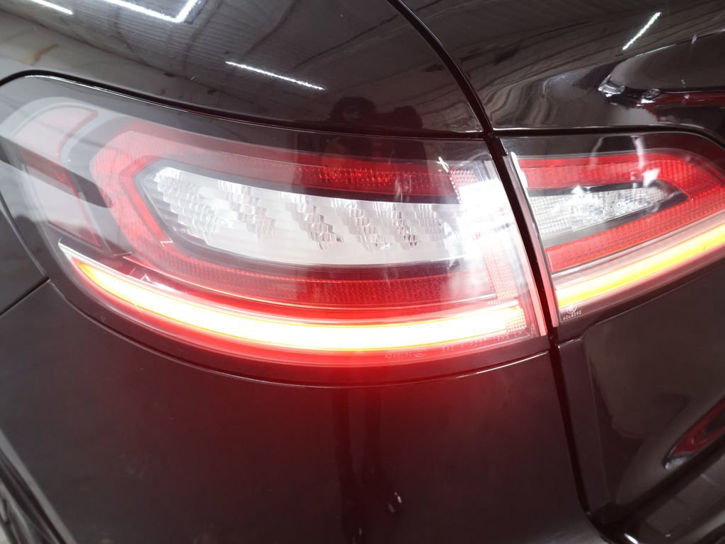 Used 2020 Lincoln Nautilus Black Label w/ Cargo Utility Package image 25