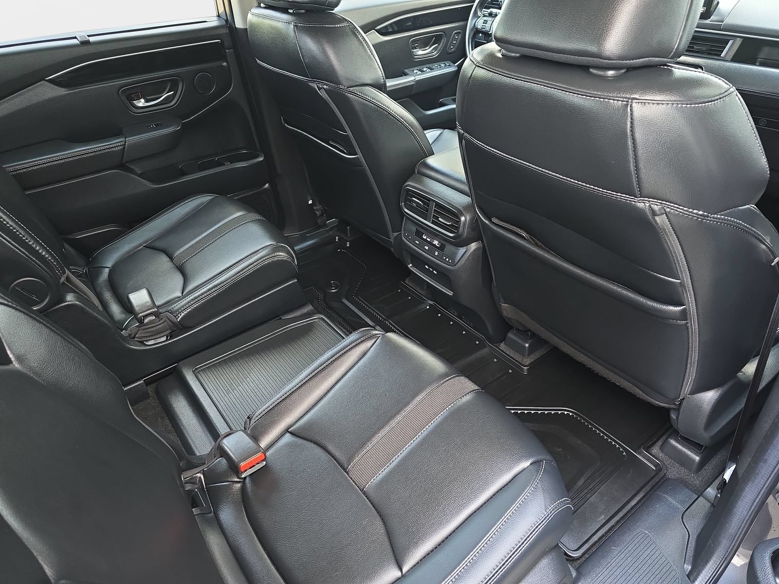 Certified 2024 Honda Pilot EX-L image 13