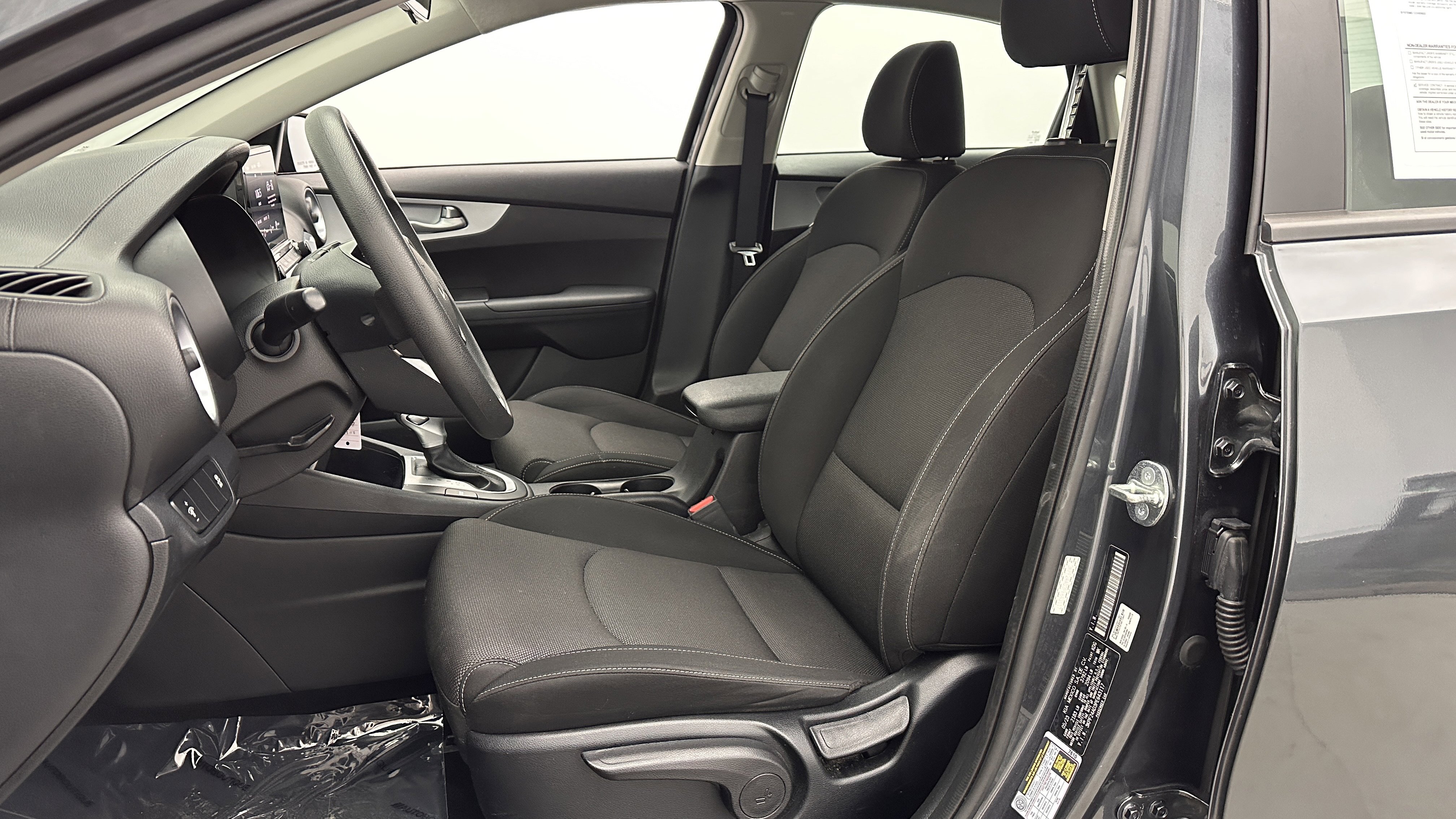 Used 2023 Kia Forte LXS FWD image 12