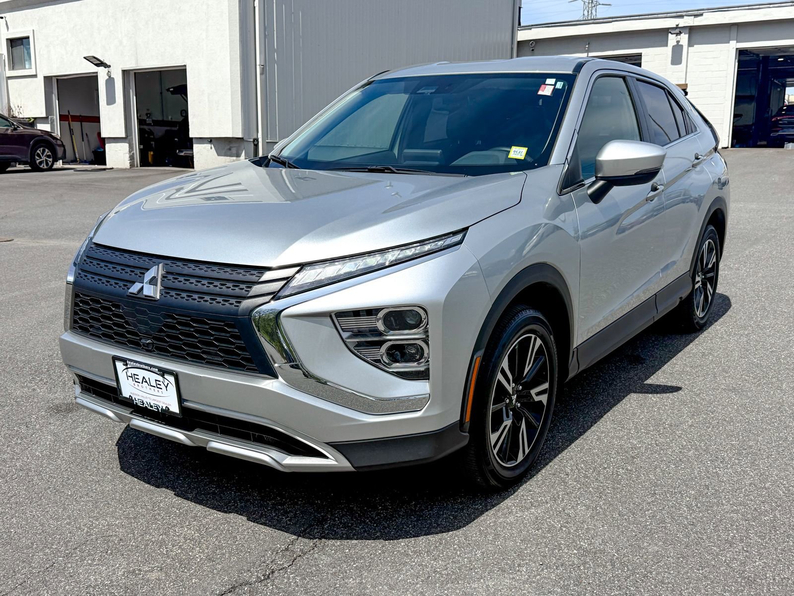 Used 2025 Mitsubishi Eclipse Cross SE AWD/4WD image 3