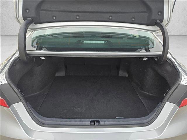 Used 2023 Toyota Camry SE image 18