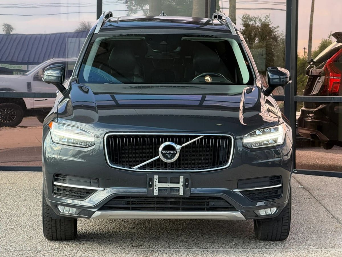 Used 2017 Volvo XC90 T6 Momentum w/ Vision Package AWD/4WD image 19