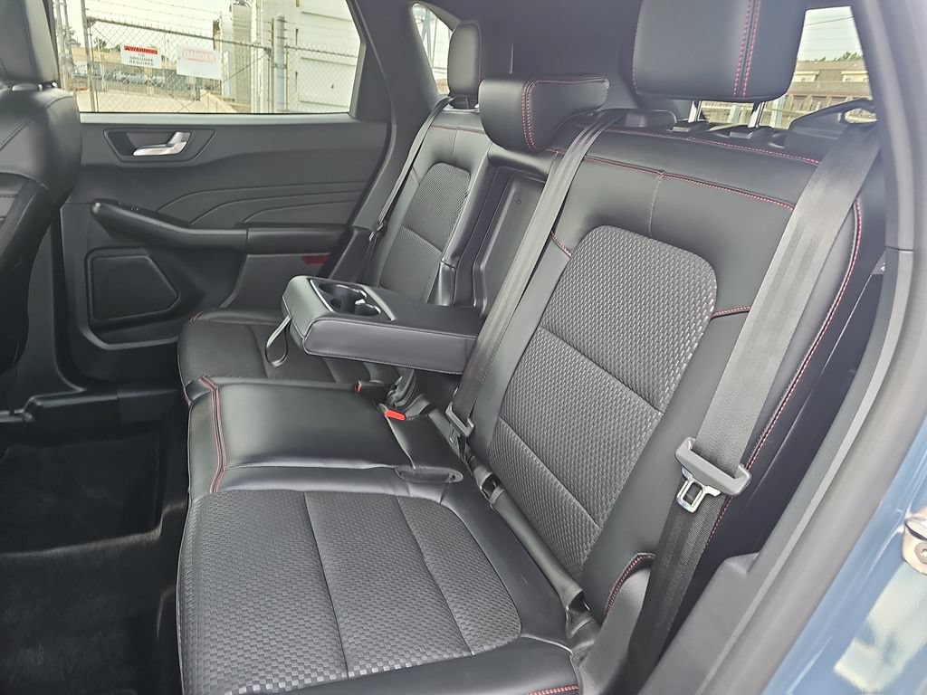 Used 2024 Ford Escape ST-Line w/ Tech Pack #1 FWD image 14