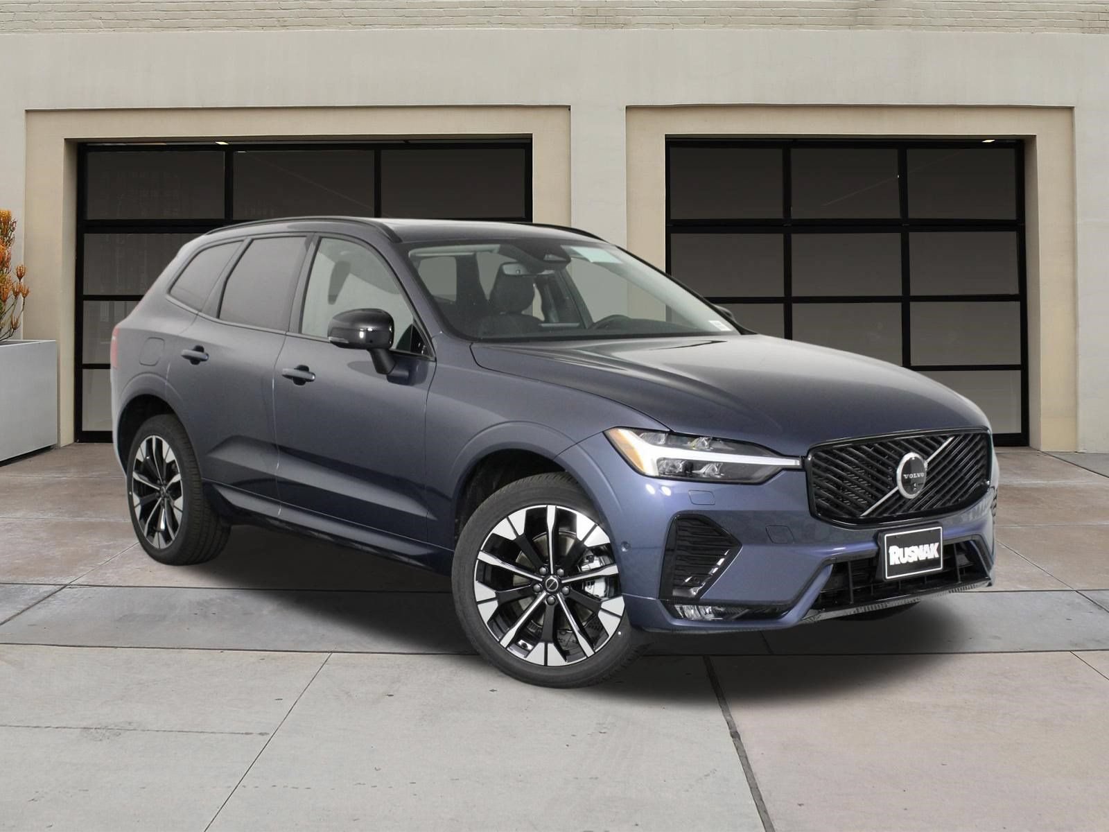 New 2026 Volvo XC60 B5 Plus w/ Climate Package AWD/4WD image 19