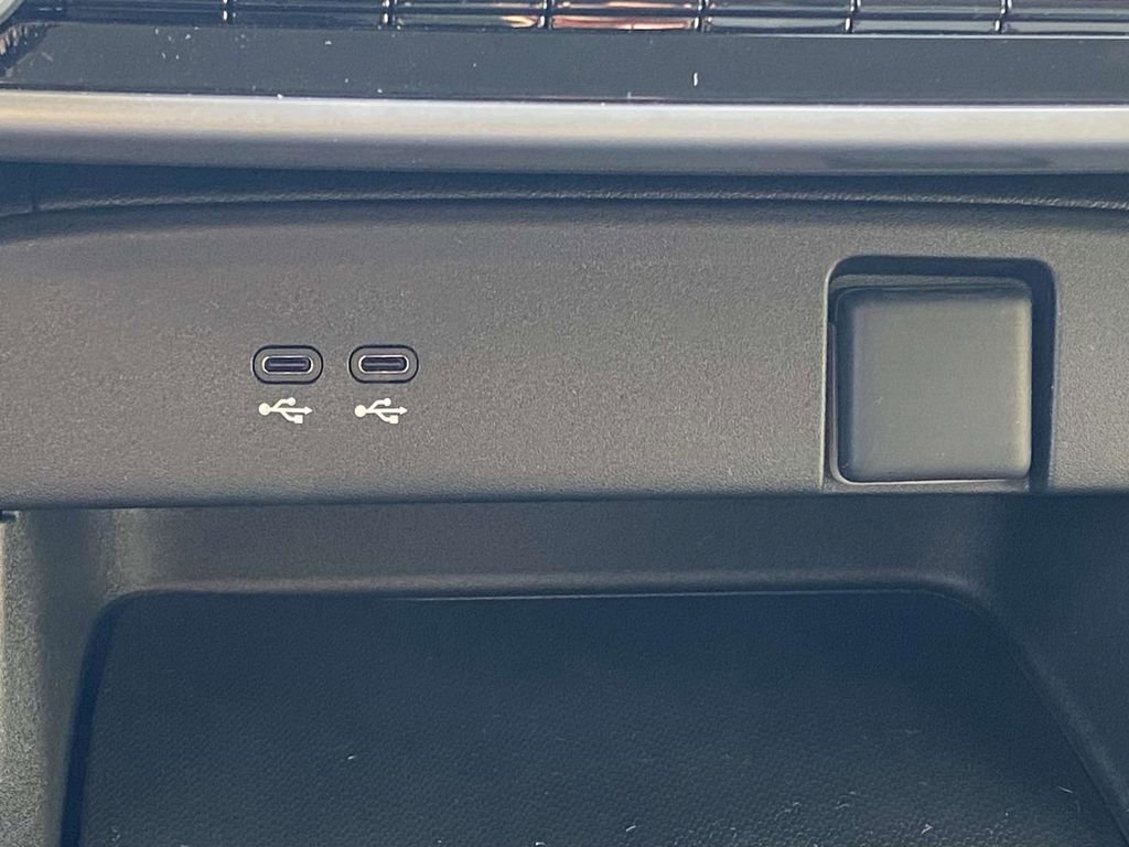 Certified 2024 Honda Prologue EX image 26