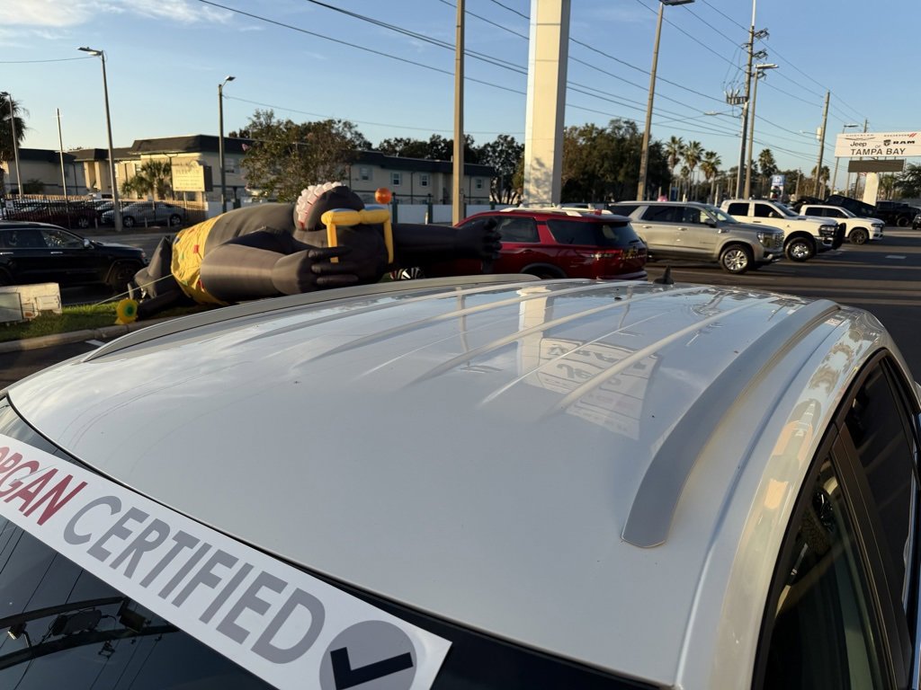 Used 2021 Volkswagen Atlas Cross Sport SE image 12