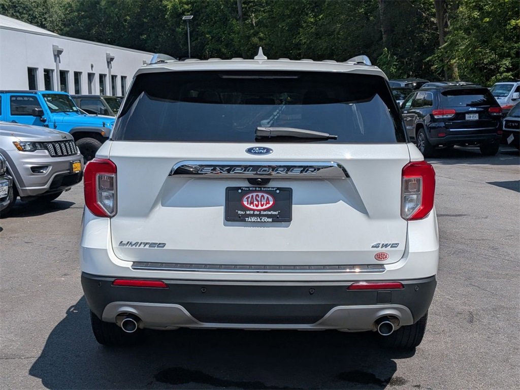 Used 2022 Ford Explorer Limited w/ Equipment Group 301A image 4