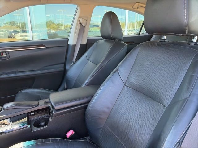 Used 2015 Lexus ES 350 350 w/ Luxury Package image 8