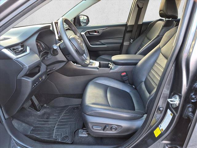Used 2023 Toyota RAV4 XLE Premium FWD image 15