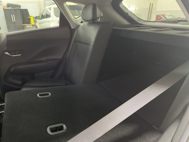 Used 2024 Hyundai Kona Limited AWD/4WD image 46
