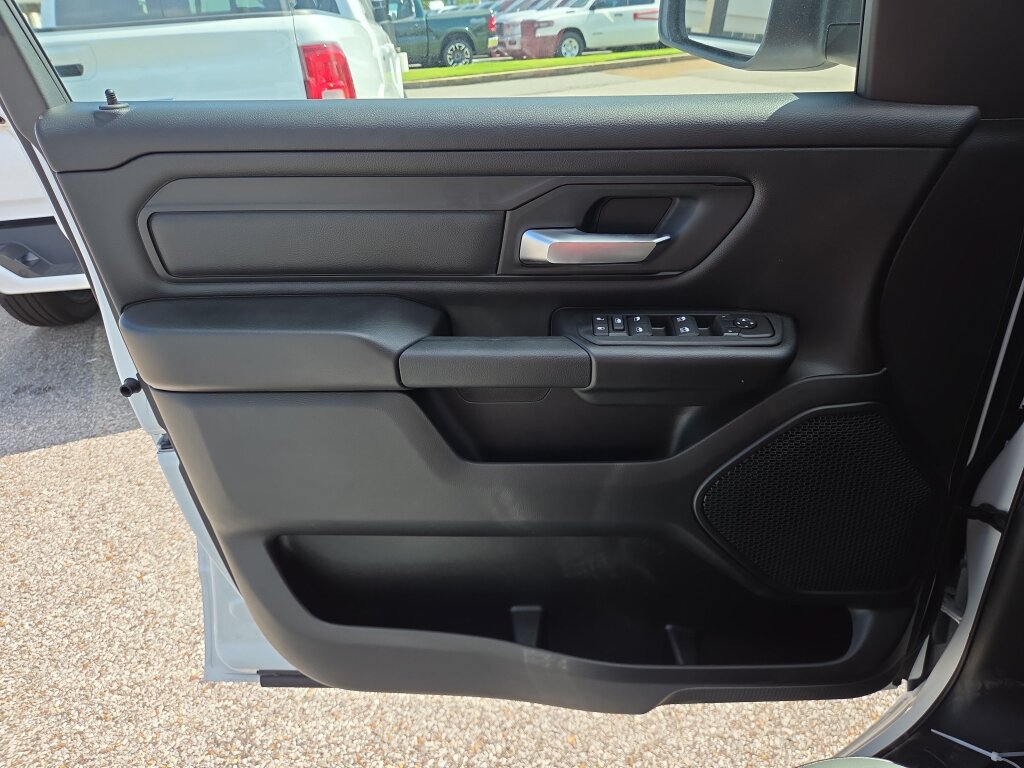 New 2026 RAM 1500 Tradesman AWD/4WD image 9