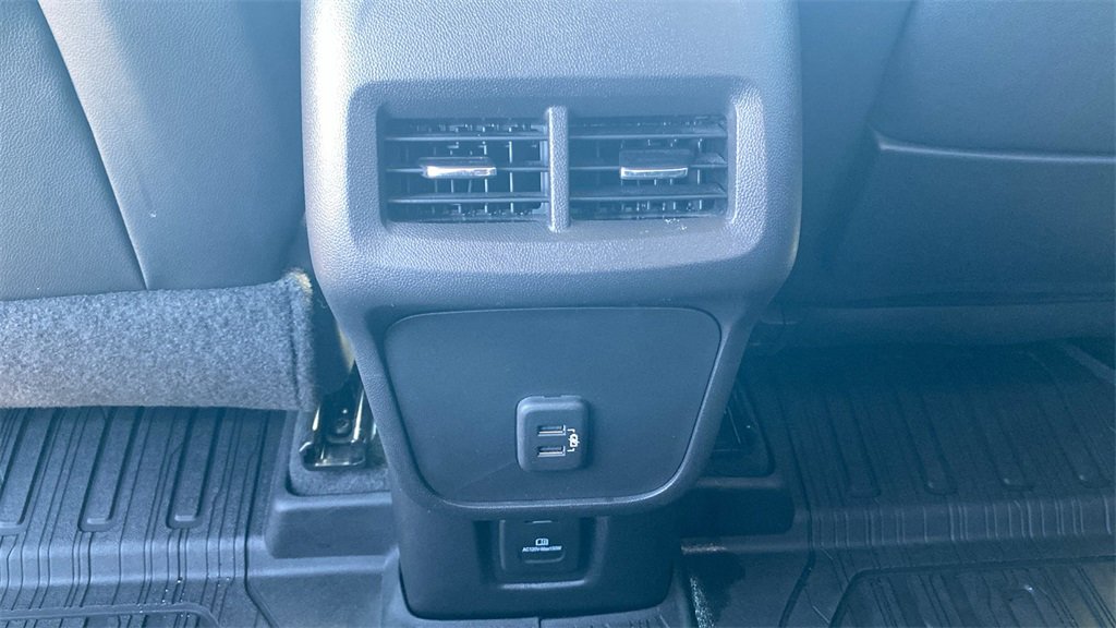 Used 2022 GMC Terrain AT4 image 15