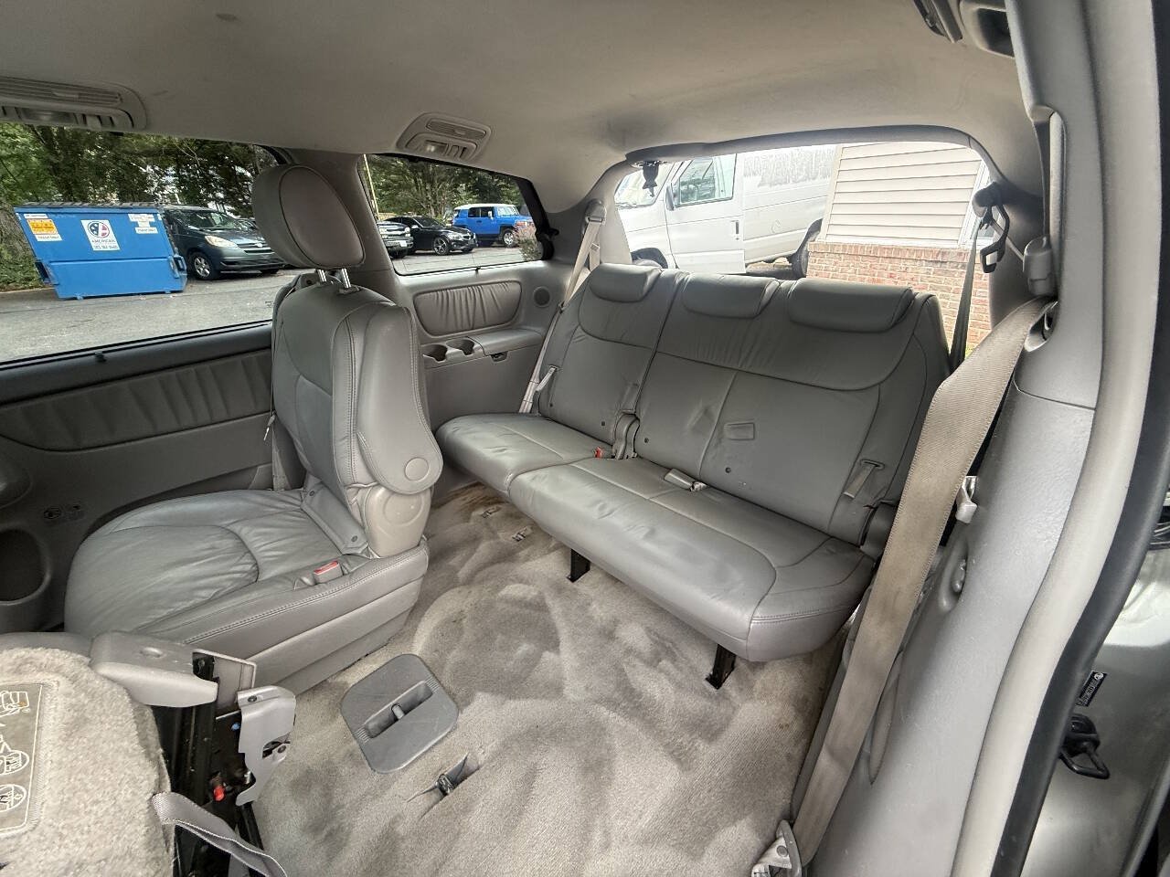 Used 2008 Toyota Sienna FWD image 16