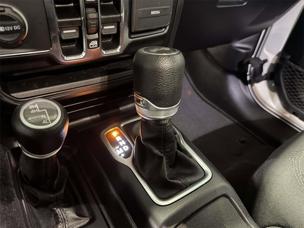 Used 2021 Jeep Wrangler Unlimited Sport image 25