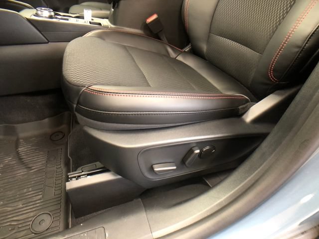 New 2026 Ford Escape ST-Line w/ Tech Pack #1 AWD/4WD image 11
