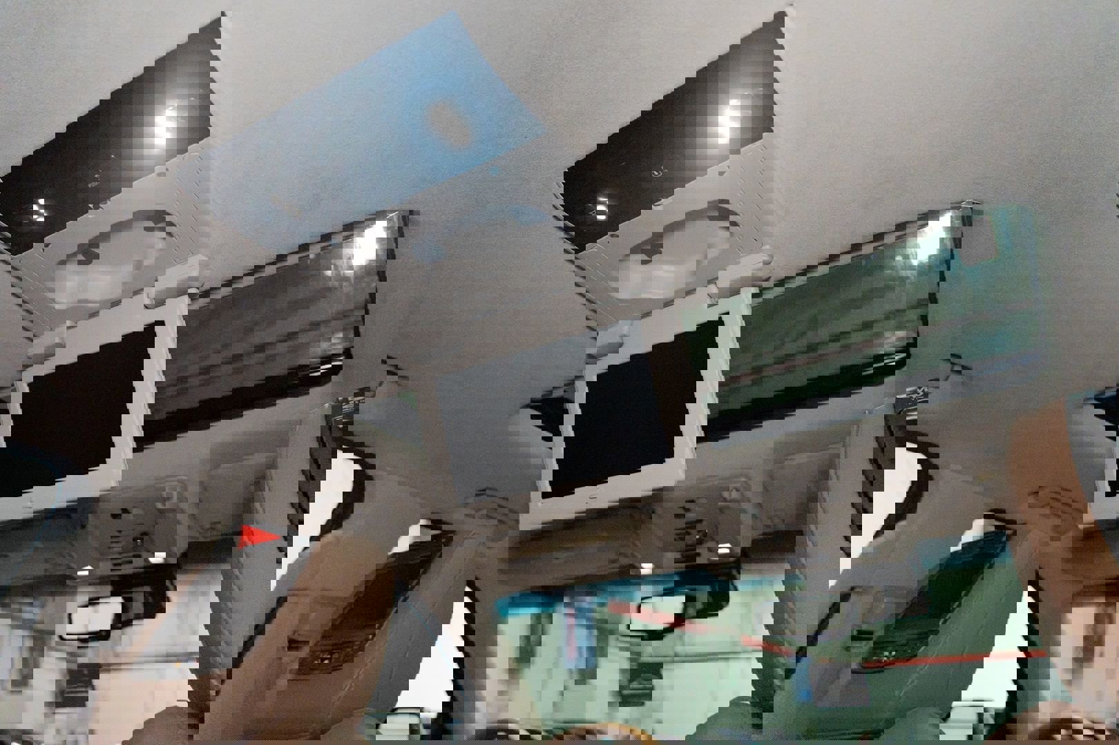 Used 2016 Cadillac Escalade ESV Platinum image 44