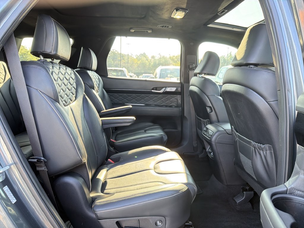 Used 2022 Hyundai Palisade Calligraphy FWD image 18