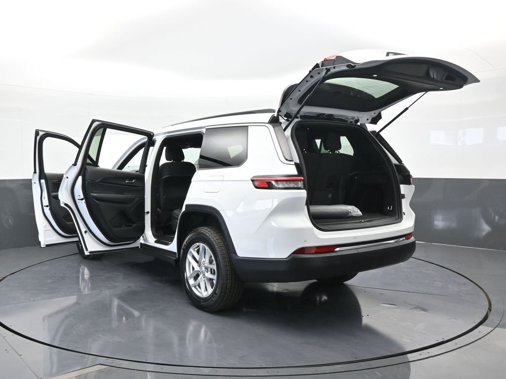 Used 2025 Jeep Grand Cherokee L Laredo image 64