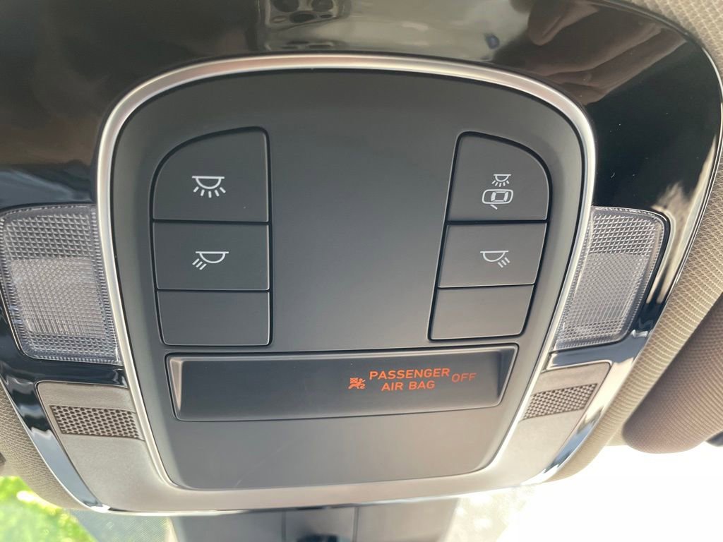 Used 2021 Hyundai Santa Fe SE FWD image 24