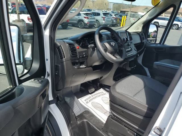 Used 2025 RAM ProMaster 2500 w/ Convenience Group FWD image 12