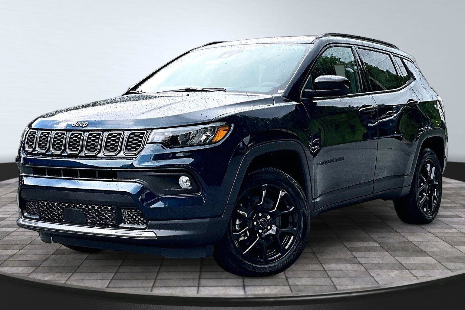 New 2026 Jeep Compass Latitude AWD/4WD image 3