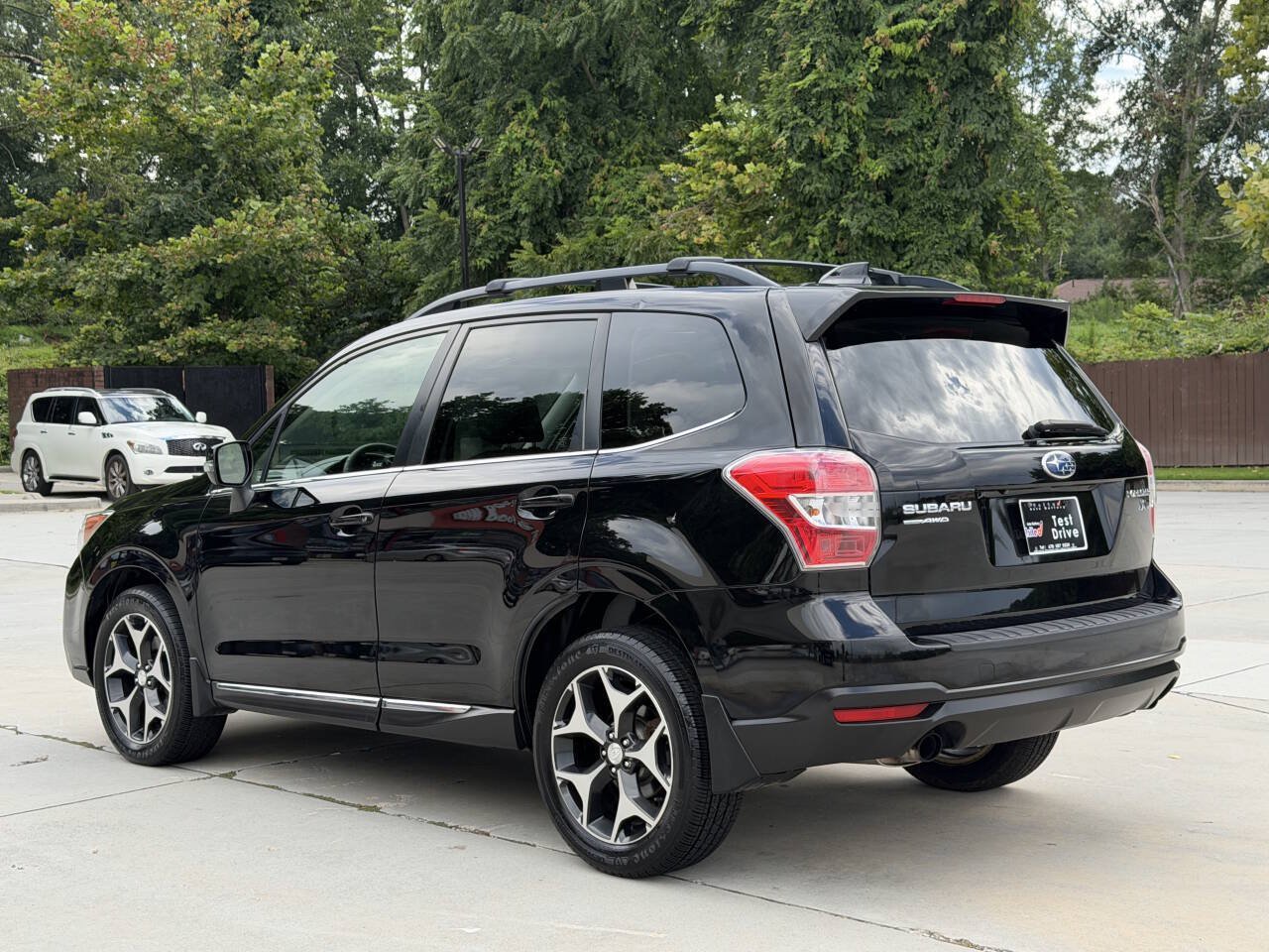Used 2016 Subaru Forester 2.0XT Touring AWD/4WD image 24