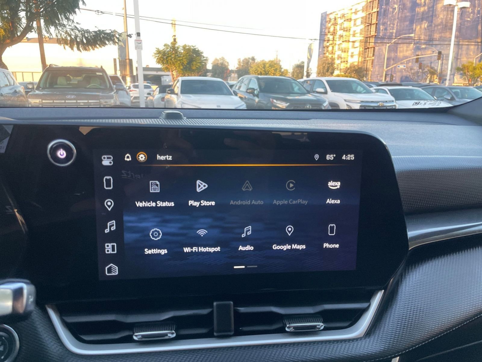 Used 2025 Chevrolet Equinox LT image 21