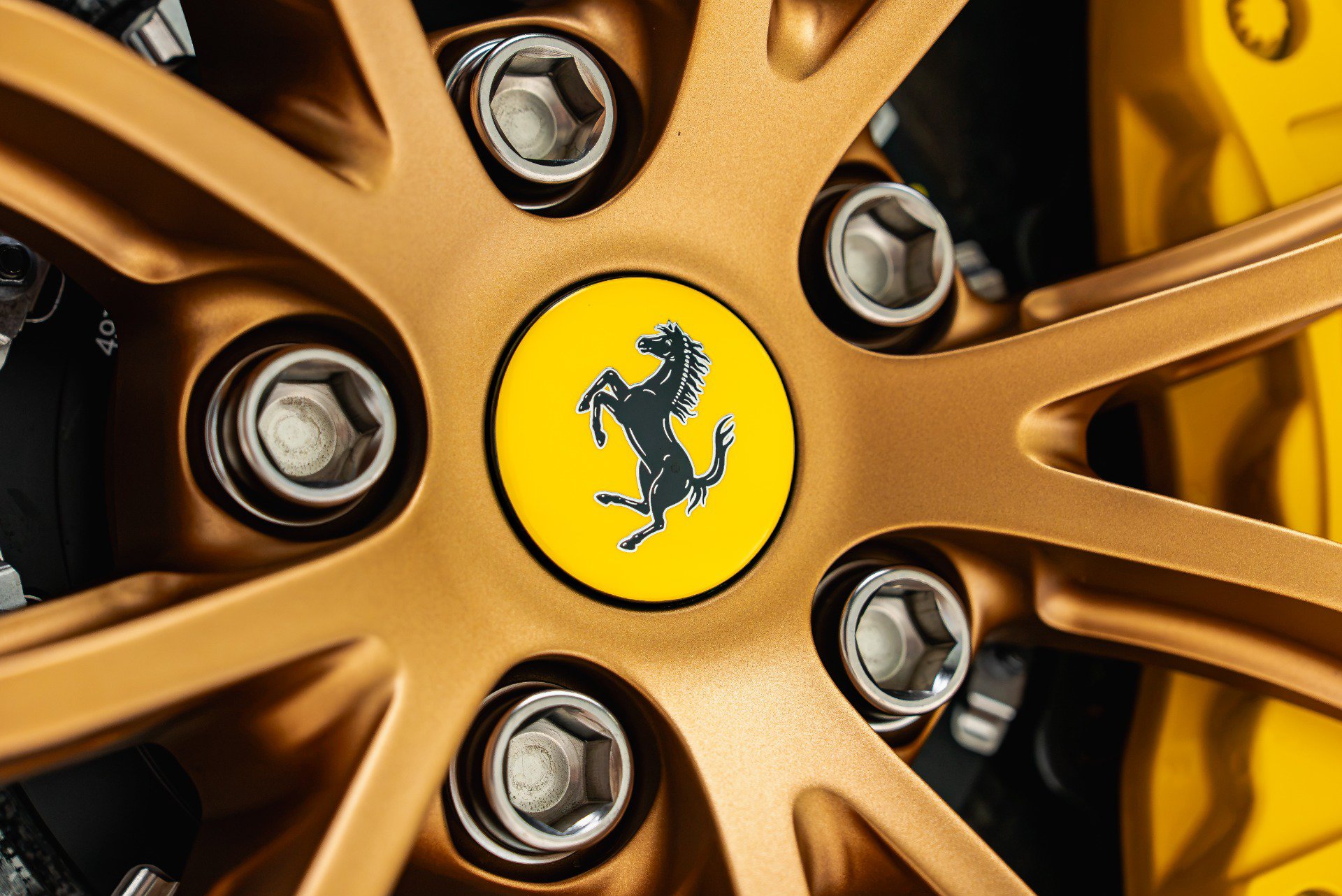 Used 2023 Ferrari 812 GTS RWD image 37
